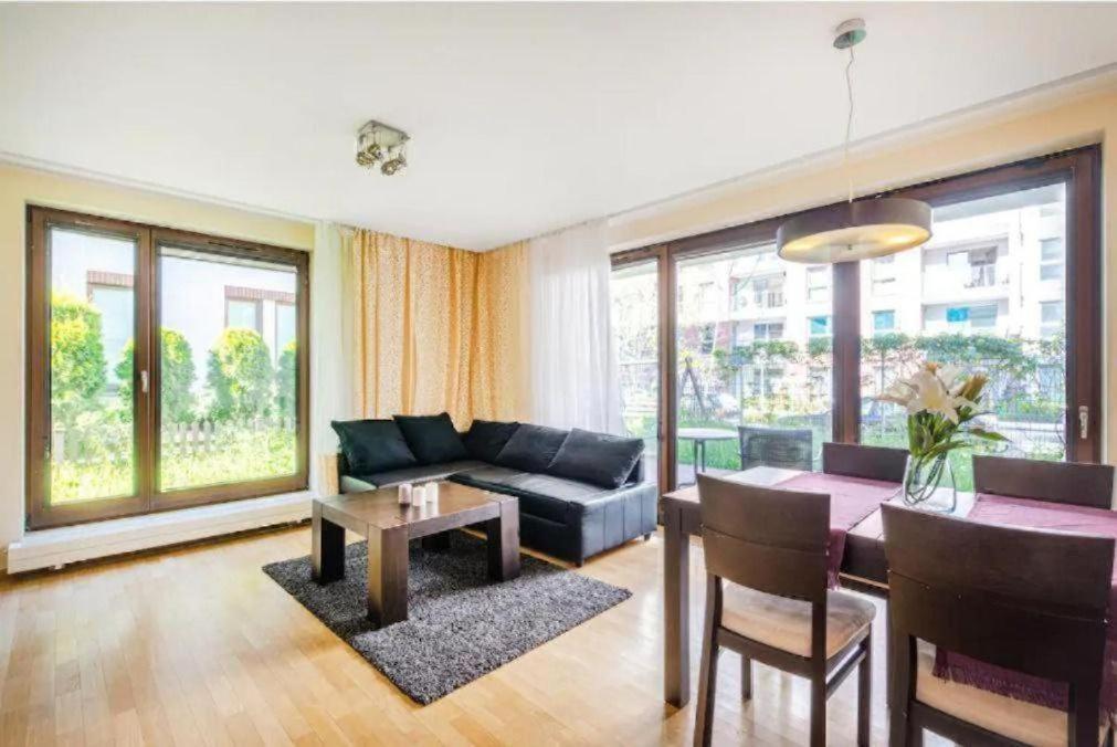 Apartment Urbannestgroup Szafarnia 7 I 8 Danzig